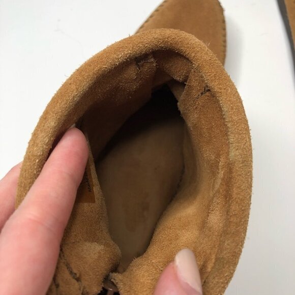 NEW Minnetonka Camel Brown Suede Fringed Braided High Top Zipper Moccasin Bootie - Picture 11 of 14